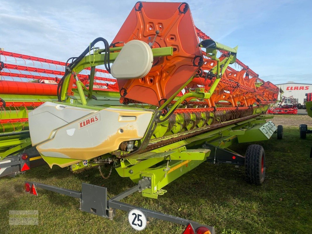 Mähdrescher van het type CLAAS Lexion 760 TT + V1050, Gebrauchtmaschine in Mühlengeez (Foto 26)