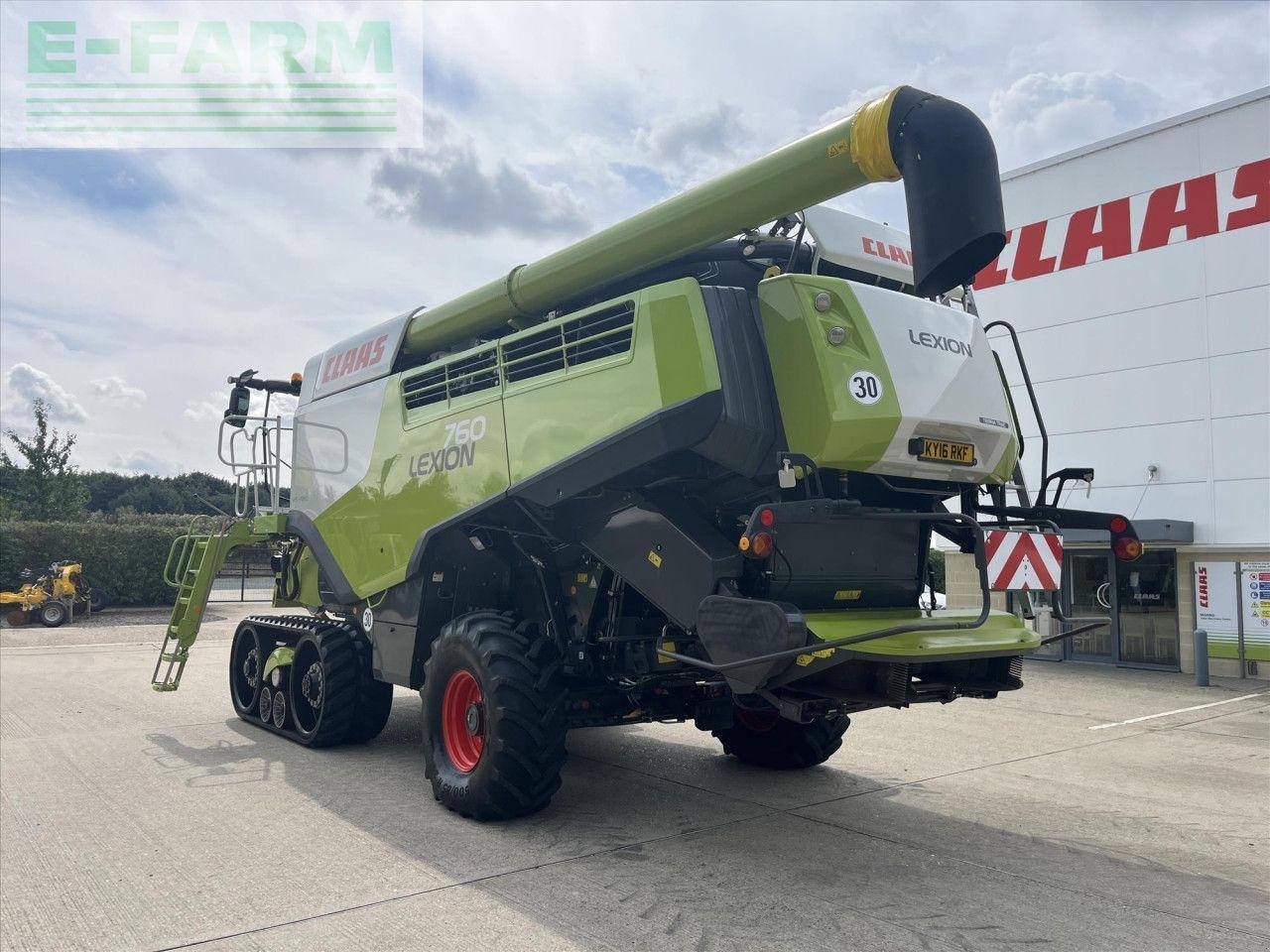 Mähdrescher typu CLAAS LEXION 760 TT, Gebrauchtmaschine v SUFFOLK (Obrázek 8)
