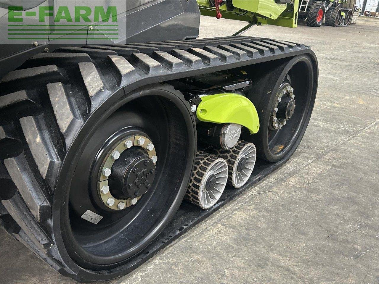 Mähdrescher of the type CLAAS LEXION 760 TT, Gebrauchtmaschine in ULCEBY, ALFORD (Picture 8)