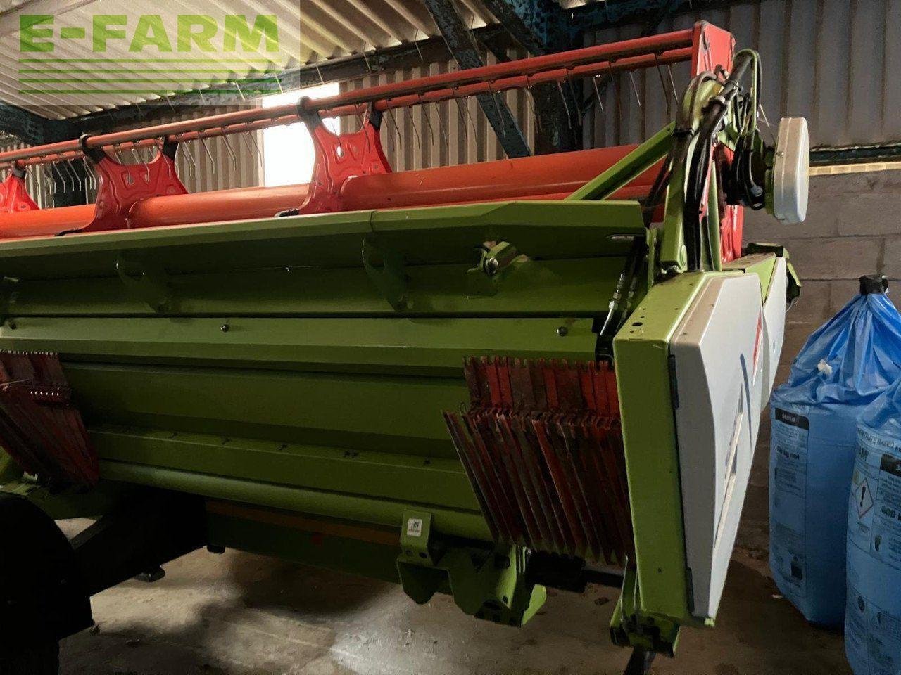 Mähdrescher of the type CLAAS LEXION 760 TT, Gebrauchtmaschine in ULCEBY, ALFORD (Picture 20)