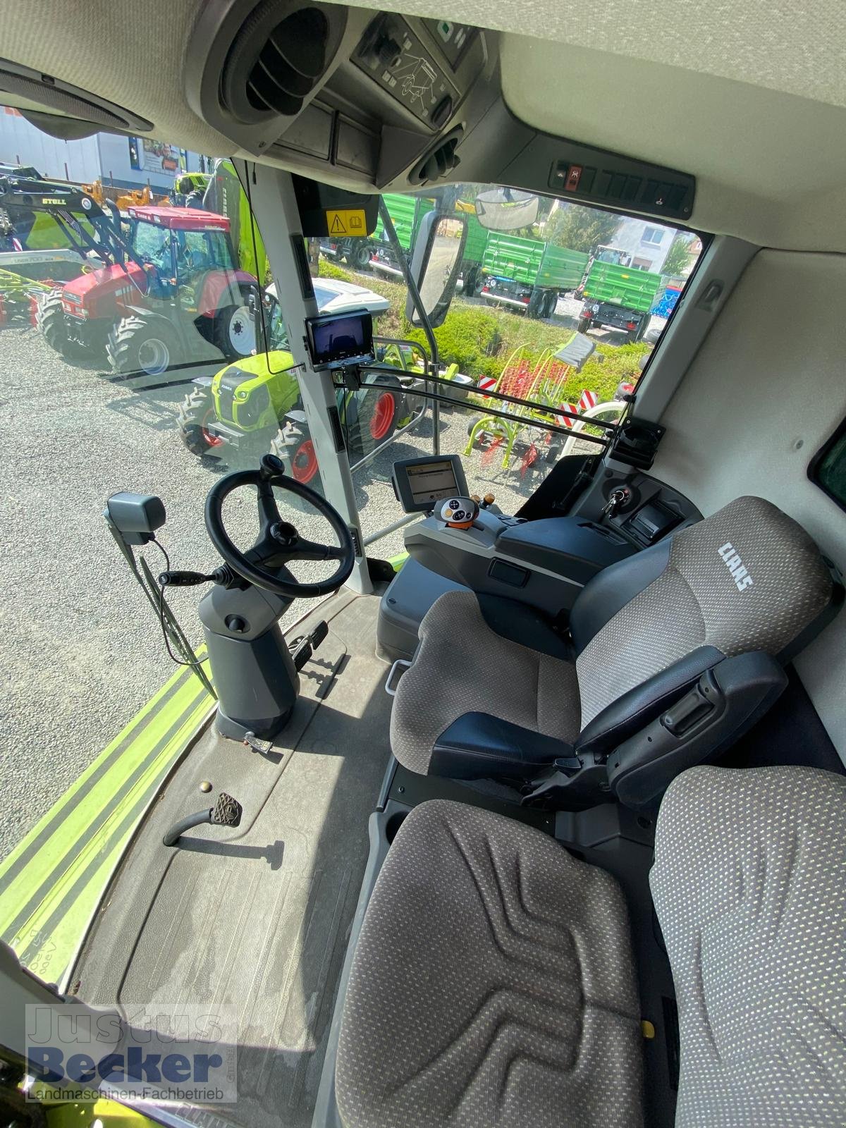 Mähdrescher del tipo CLAAS Lexion 760 TT, Gebrauchtmaschine In Weimar-Niederwalgern (Immagine 12)