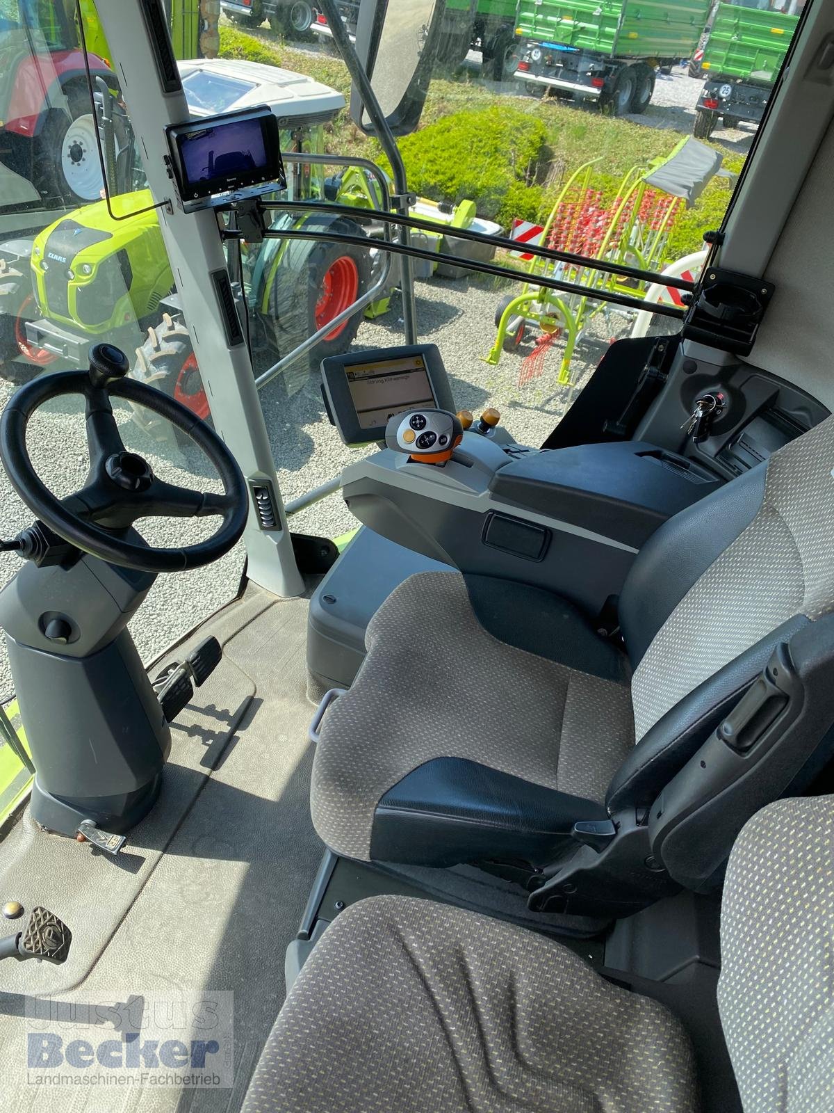 Mähdrescher del tipo CLAAS Lexion 760 TT, Gebrauchtmaschine In Weimar-Niederwalgern (Immagine 13)