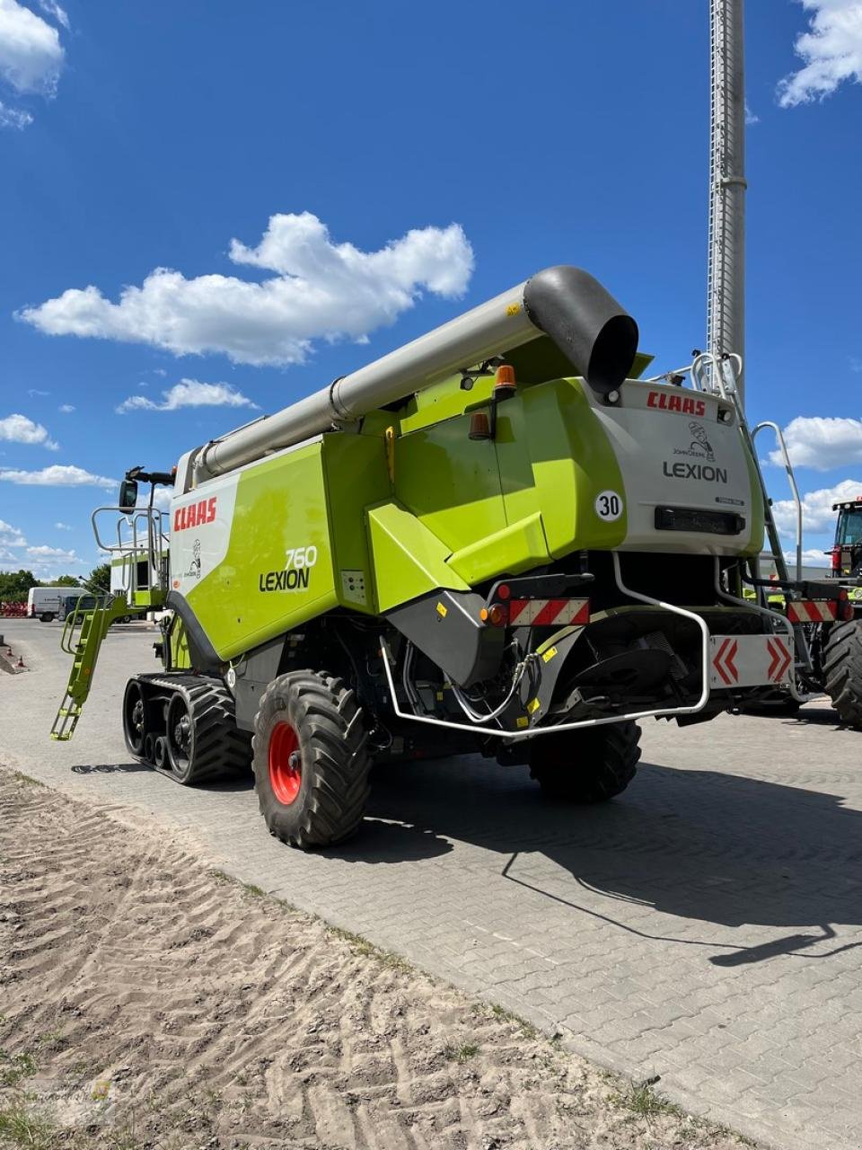 Mähdrescher typu CLAAS Lexion 760 TT, Gebrauchtmaschine v Schora (Obrázek 8)