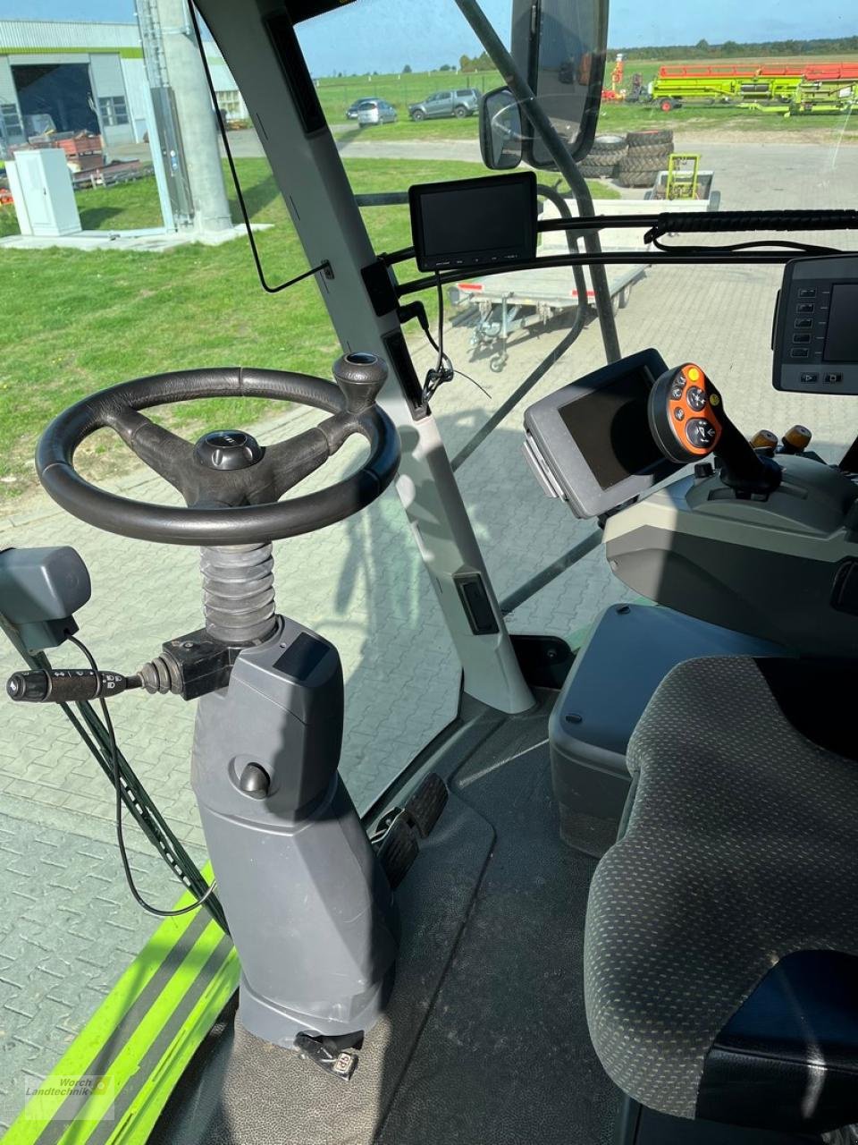 Mähdrescher of the type CLAAS Lexion 760 TT, Gebrauchtmaschine in Schora (Picture 11)