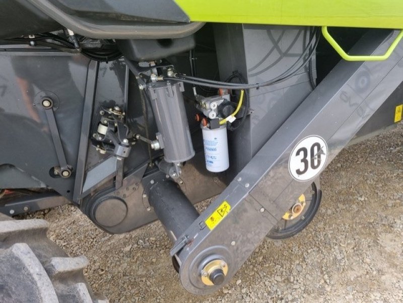Mähdrescher typu CLAAS LEXION 760 VI GIVER 50 TIMERS HØSTGARANTI I DK!!! Incl. Skærebord Vario V930. Laser Pilot. Auto Pilot. Cruise Pilot. 3D. Compressor., Gebrauchtmaschine v Kolding (Obrázek 9)
