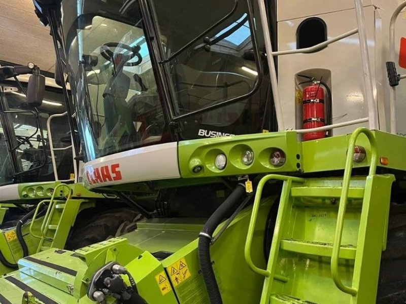 Mähdrescher tip CLAAS LEXION 760, Gebrauchtmaschine in Vinderup (Poză 1)