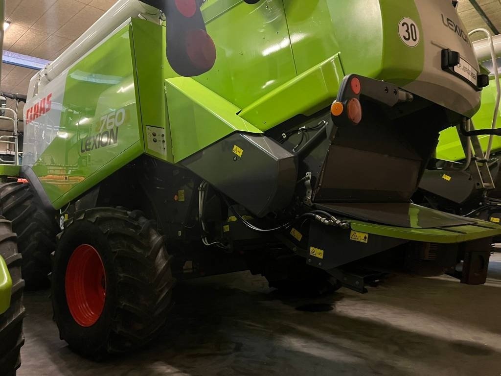 Mähdrescher typu CLAAS LEXION 760, Gebrauchtmaschine w Vinderup (Zdjęcie 5)