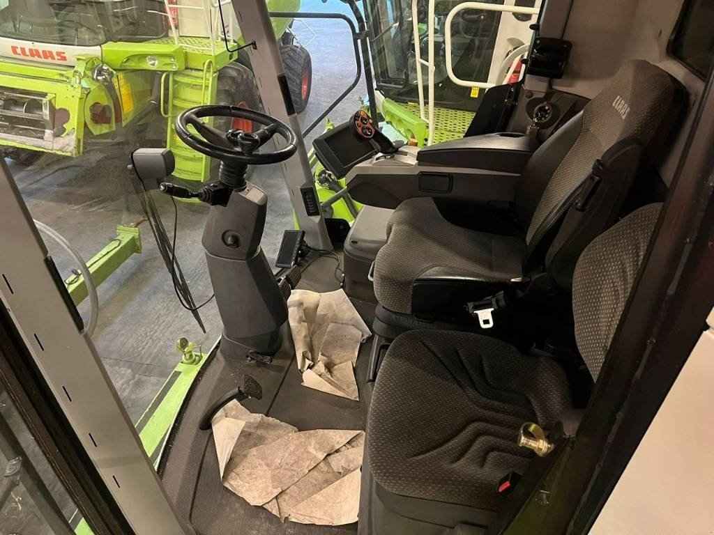 Mähdrescher typu CLAAS LEXION 760, Gebrauchtmaschine w Vinderup (Zdjęcie 8)