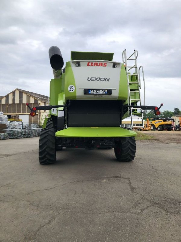 Mähdrescher tip CLAAS LEXION 760, Gebrauchtmaschine in MORHANGE (Poză 8)