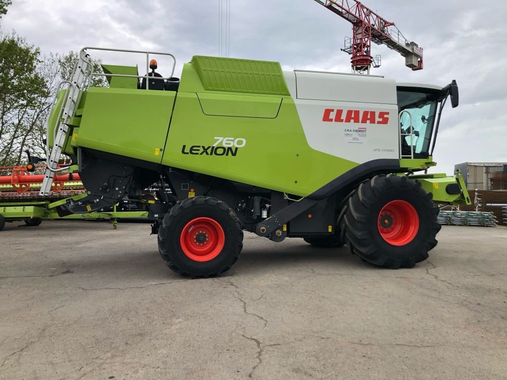 Mähdrescher tip CLAAS LEXION 760, Gebrauchtmaschine in MORHANGE (Poză 3)