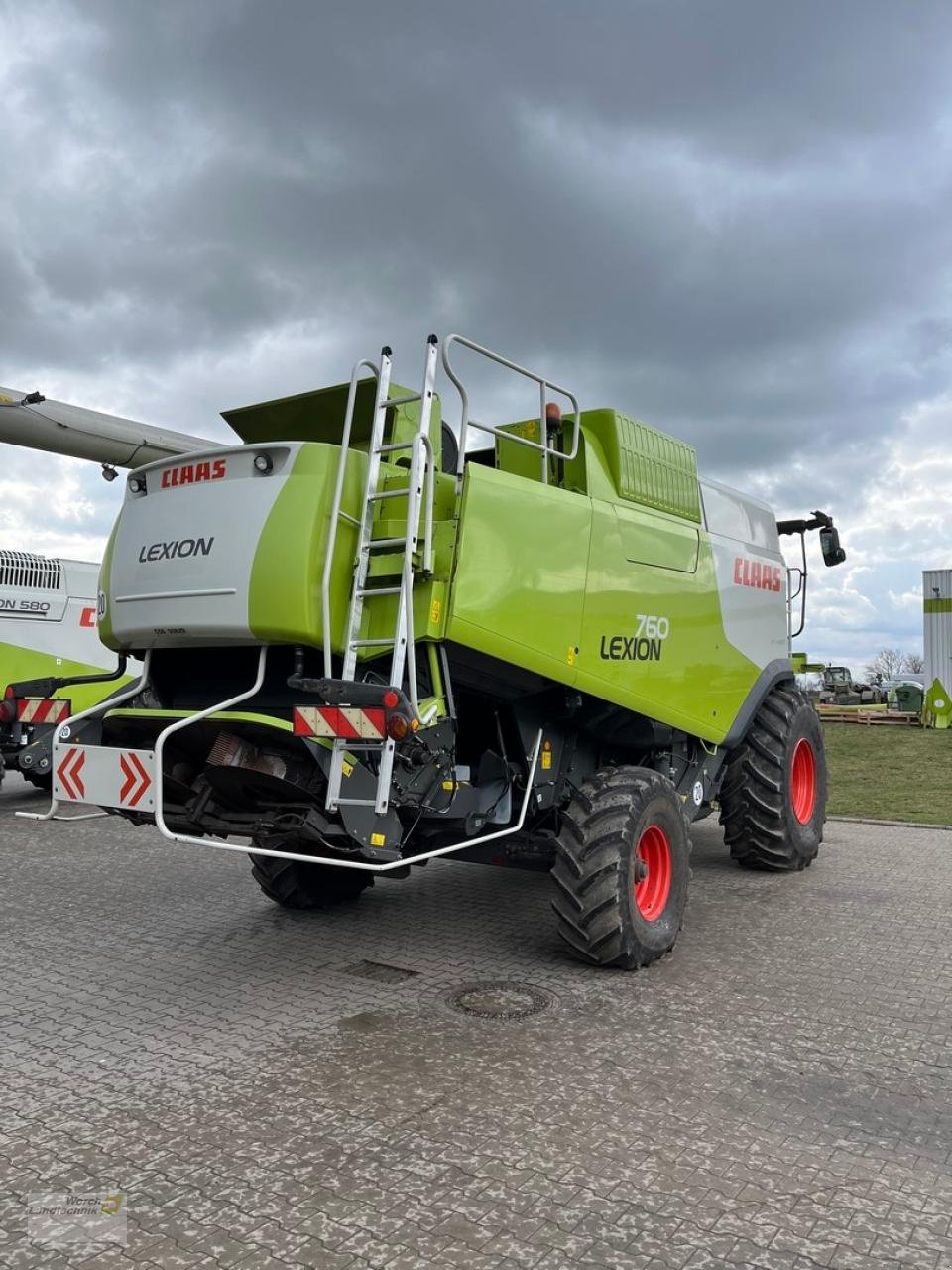 Mähdrescher of the type CLAAS Lexion 760, Gebrauchtmaschine in Schora (Picture 5)