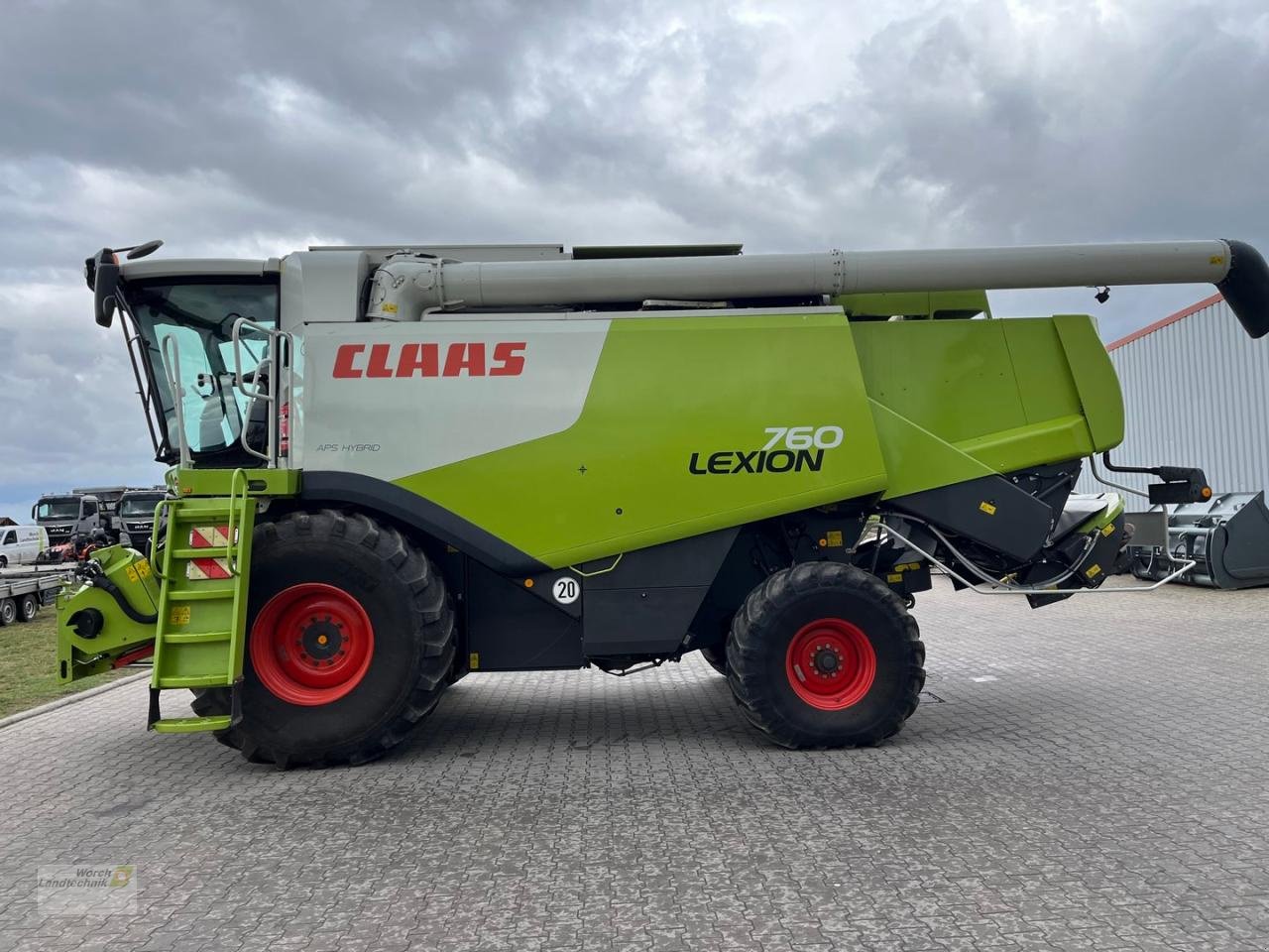 Mähdrescher of the type CLAAS Lexion 760, Gebrauchtmaschine in Schora (Picture 9)