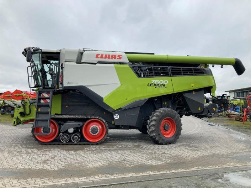 Mähdrescher del tipo CLAAS LEXION 7600 TERRA TRAC, Gebrauchtmaschine In Landsberg (Immagine 3)
