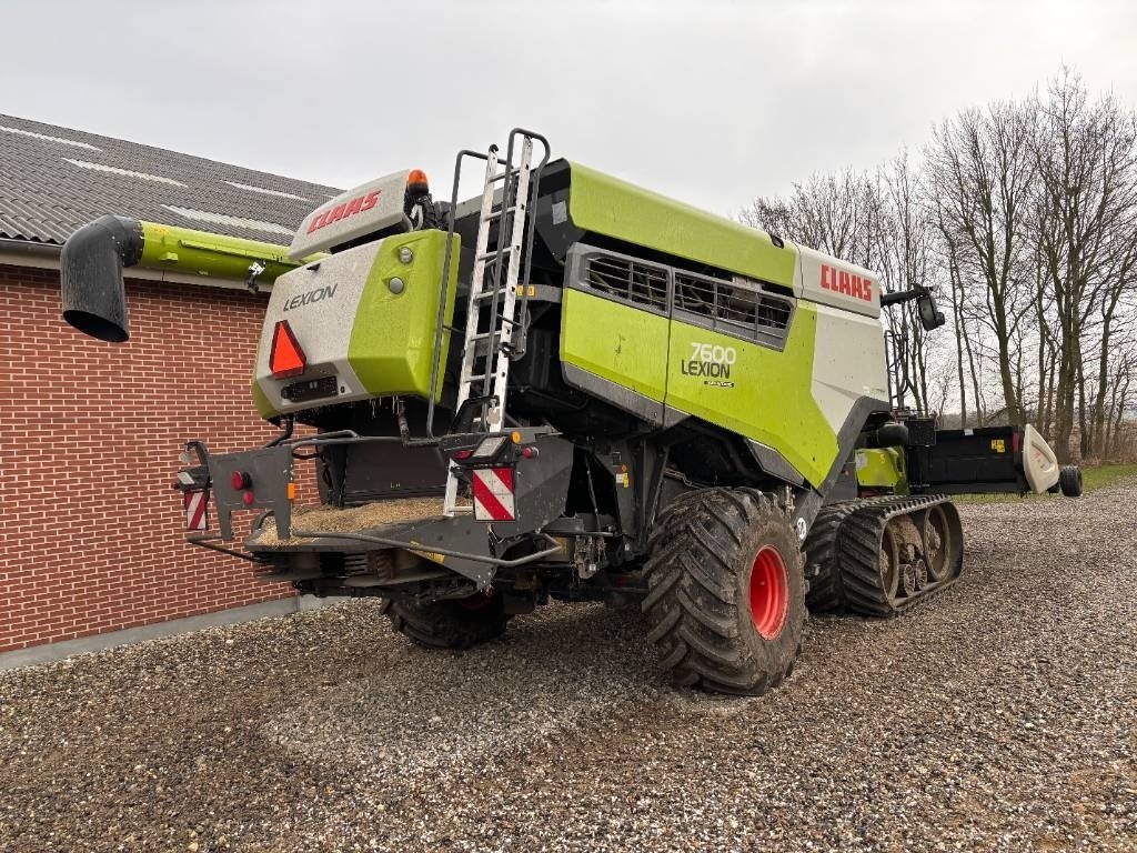 Mähdrescher tip CLAAS LEXION 7600 TT 4WD, Gebrauchtmaschine in Brønderslev (Poză 4)