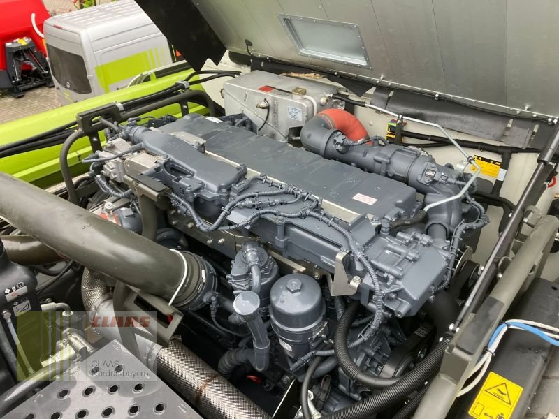 Mähdrescher des Typs CLAAS LEXION 7600 TT + V930 + TW, Gebrauchtmaschine in Schwandorf (Bild 14)