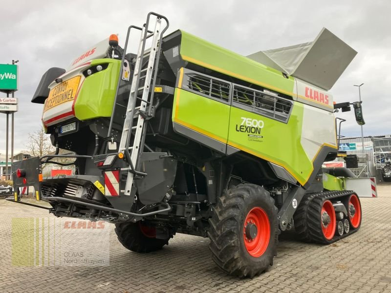Mähdrescher des Typs CLAAS LEXION 7600 TT + V930 + TW, Gebrauchtmaschine in Schwandorf (Bild 4)