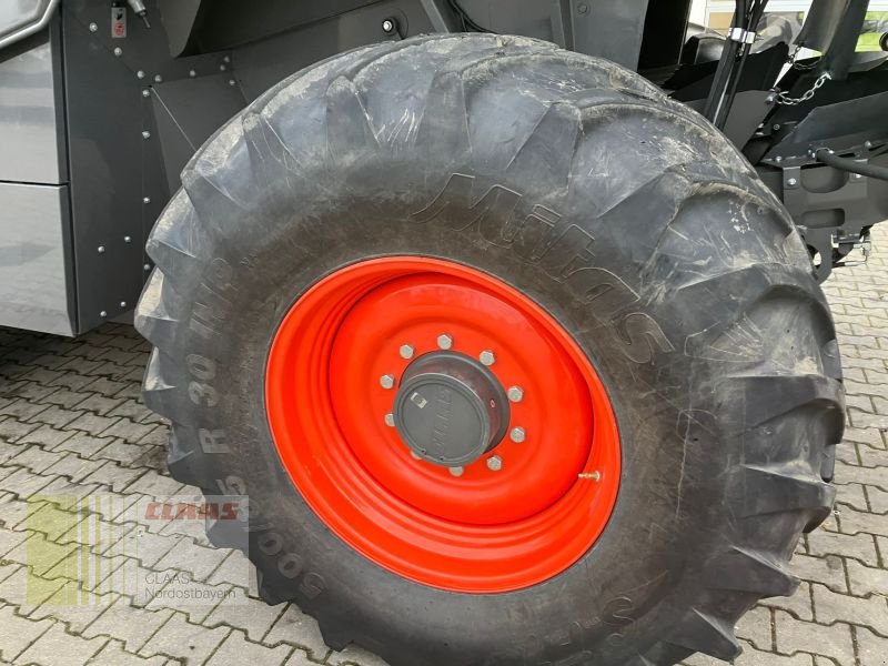 Mähdrescher des Typs CLAAS LEXION 7600 TT + V930 + TW, Gebrauchtmaschine in Schwandorf (Bild 13)