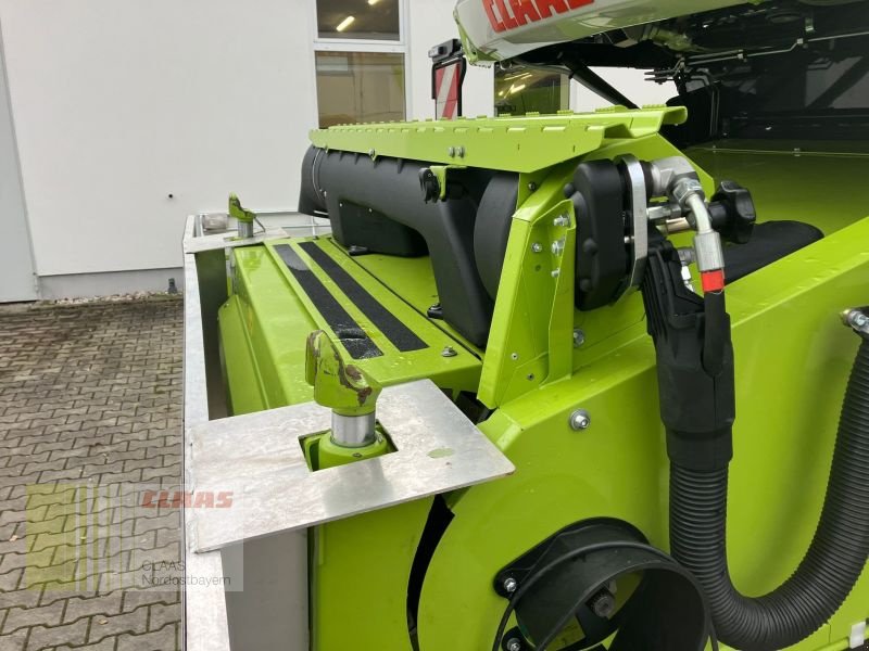 Mähdrescher des Typs CLAAS LEXION 7600 TT + V930 + TW, Gebrauchtmaschine in Schwandorf (Bild 11)