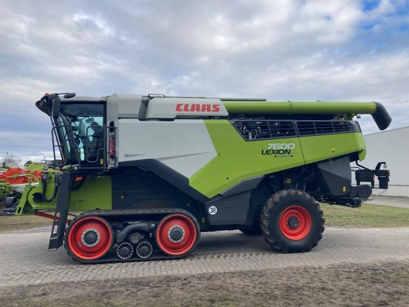 Mähdrescher tip CLAAS LEXION 7600 TT, Gebrauchtmaschine in Hockenheim (Poză 2)