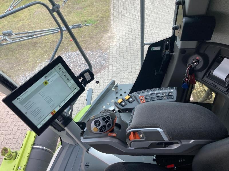 Mähdrescher tip CLAAS LEXION 7600 TT, Gebrauchtmaschine in Hockenheim (Poză 11)