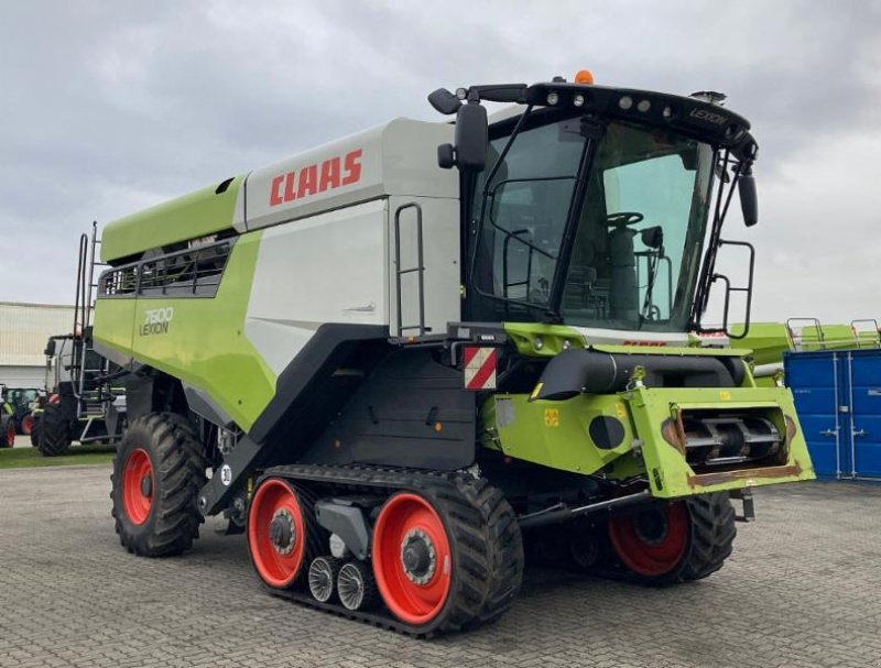 Mähdrescher of the type CLAAS LEXION 7600 TT, Gebrauchtmaschine in Hockenheim (Picture 6)