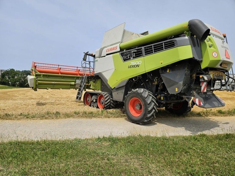 Mähdrescher of the type CLAAS Lexion 7600 TT, Gebrauchtmaschine in Domdidier (Picture 2)
