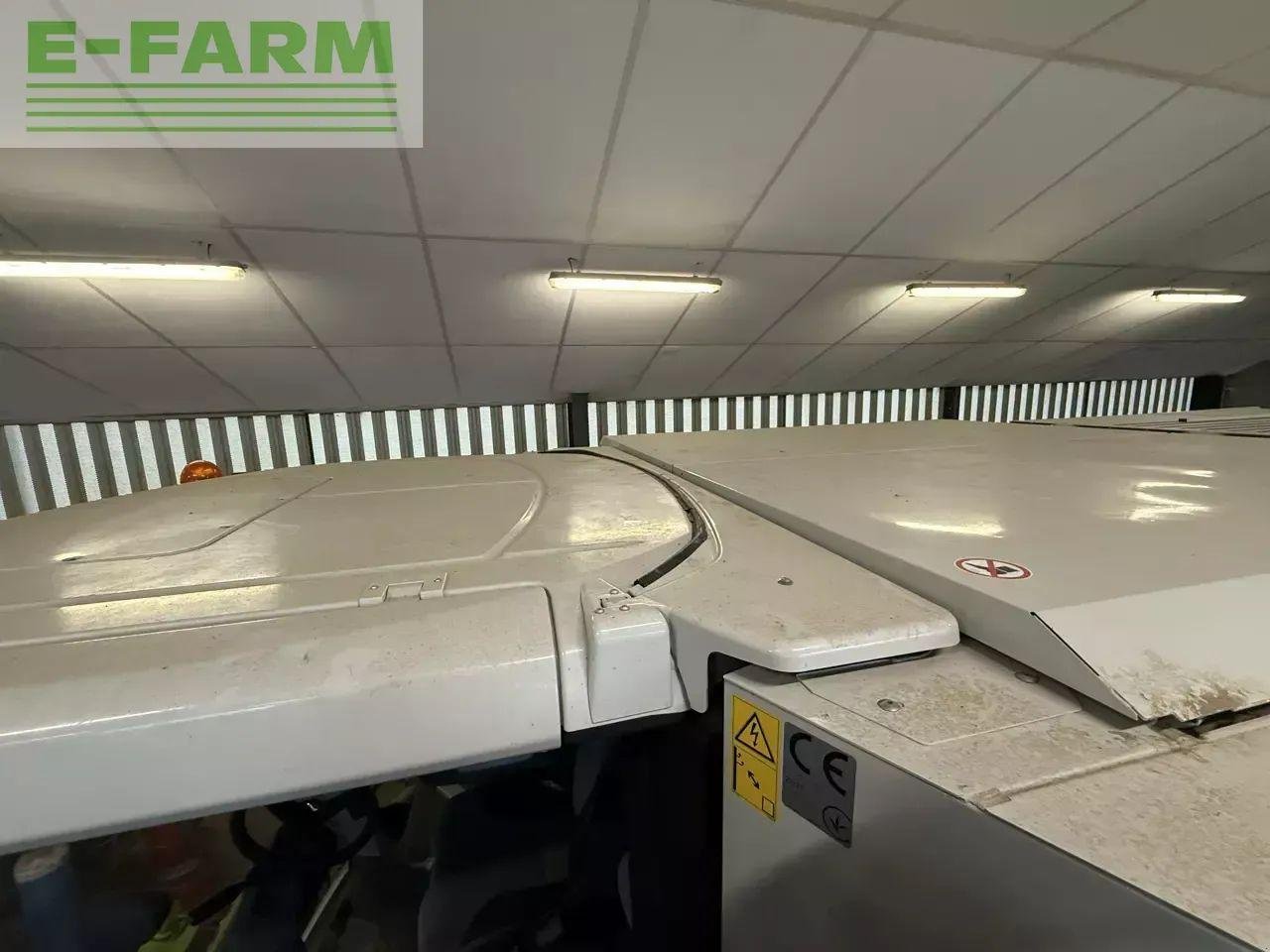 Mähdrescher of the type CLAAS lexion 7600, Gebrauchtmaschine in CHAUVONCOURT (Picture 5)