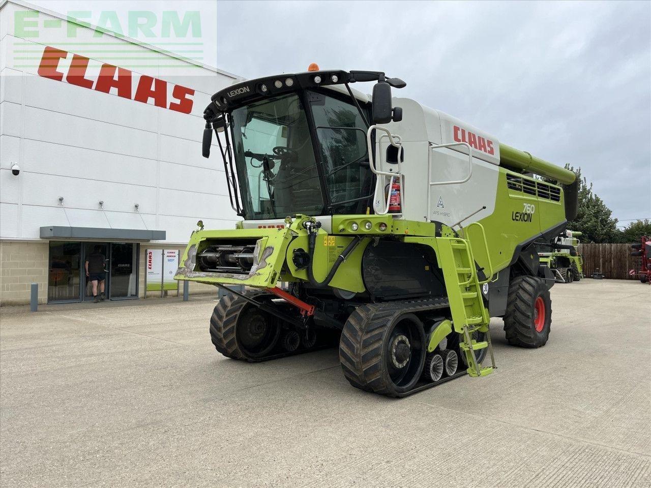 Mähdrescher typu CLAAS LEXION 760TT, Gebrauchtmaschine v SUFFOLK (Obrázek 1)