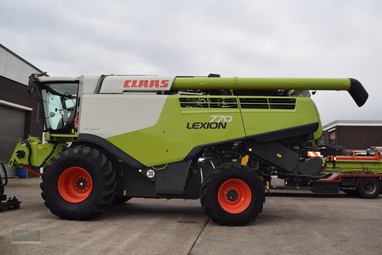 Mähdrescher des Typs CLAAS Lexion 770 APS Hybrid *3-D*, Gebrauchtmaschine in Oyten (Bild 3)