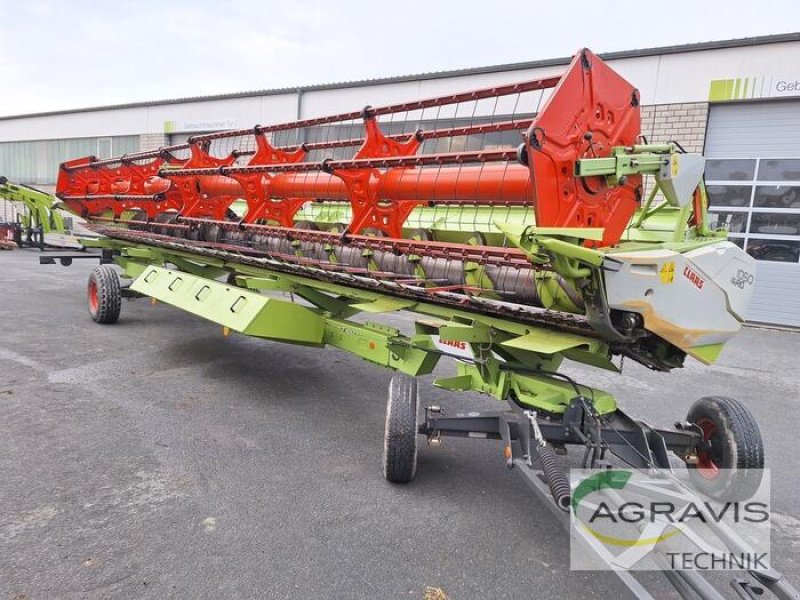 Mähdrescher des Typs CLAAS LEXION 770 TERRA TRAC, Gebrauchtmaschine in Warburg (Bild 21)