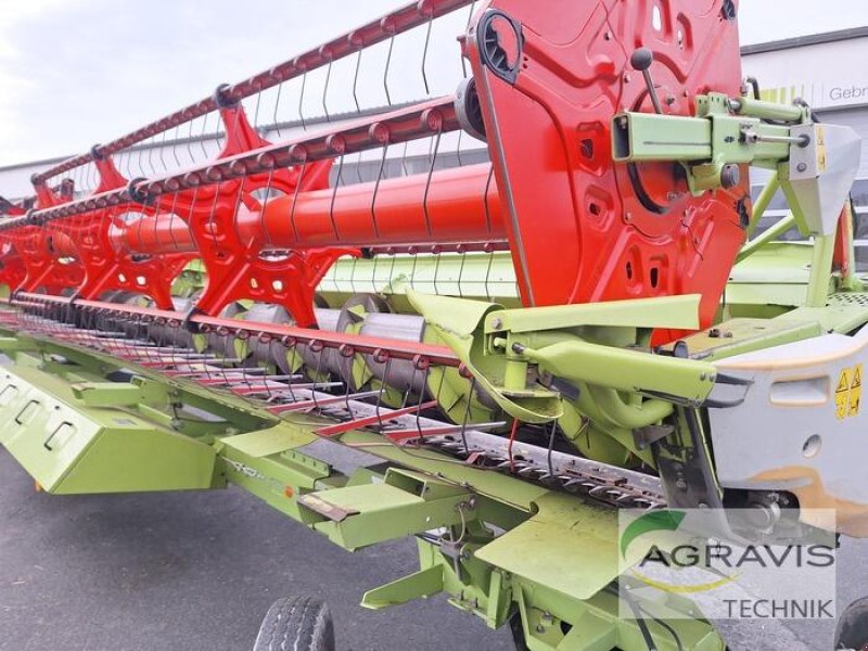 Mähdrescher des Typs CLAAS LEXION 770 TERRA TRAC, Gebrauchtmaschine in Warburg (Bild 27)