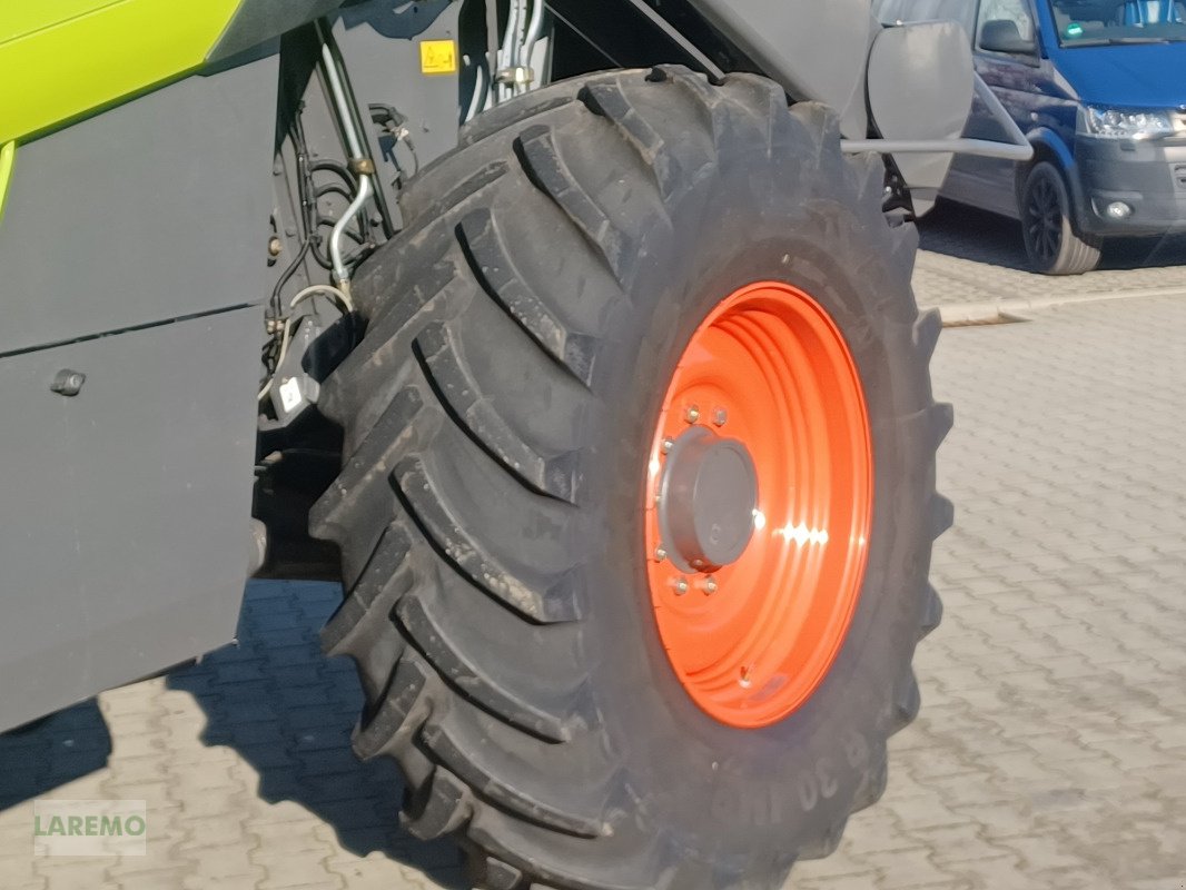 Mähdrescher del tipo CLAAS LEXION 770 TERRA TRAC, Gebrauchtmaschine en Langenwetzendorf (Imagen 17)