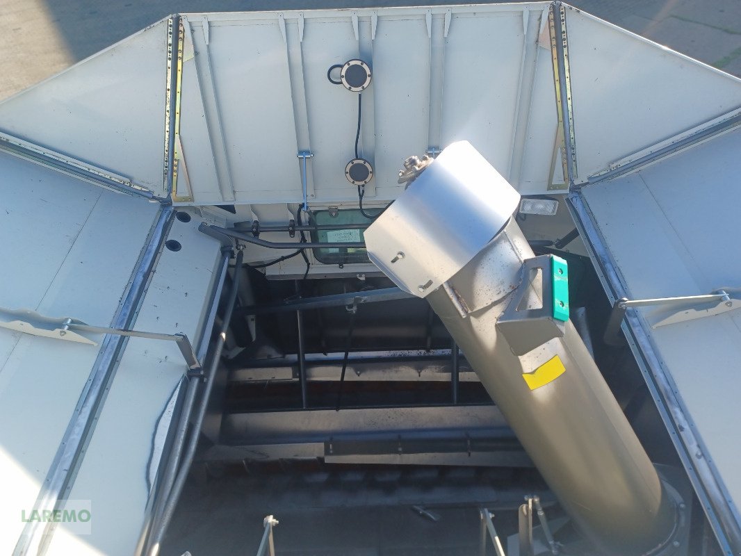 Mähdrescher del tipo CLAAS LEXION 770 TERRA TRAC, Gebrauchtmaschine en Langenwetzendorf (Imagen 9)