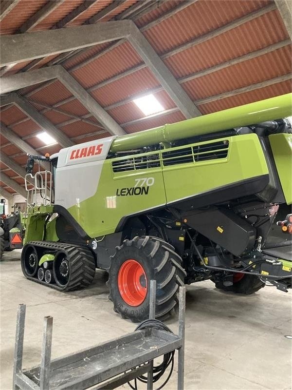 Mähdrescher of the type CLAAS LEXION 770 TT 40 MacDon skærebord, Gebrauchtmaschine in Mern (Picture 3)