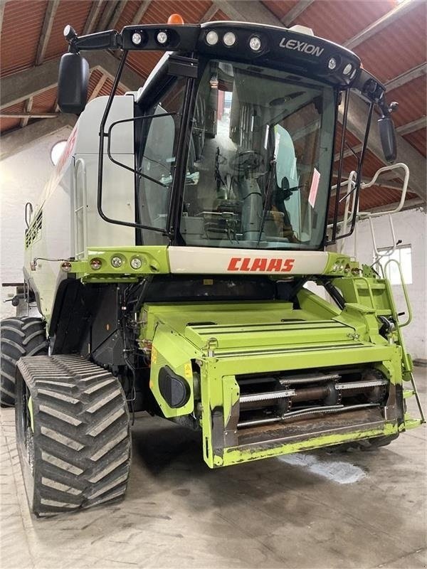 Mähdrescher of the type CLAAS LEXION 770 TT 40 MacDon skærebord, Gebrauchtmaschine in Mern (Picture 5)