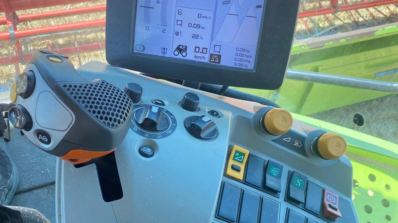 Mähdrescher del tipo CLAAS LEXION 770 TT Incl. CLAAS Vario V900 skærebord. Pæn og velholdt med bredde bælter., Gebrauchtmaschine In Kolding (Immagine 17)