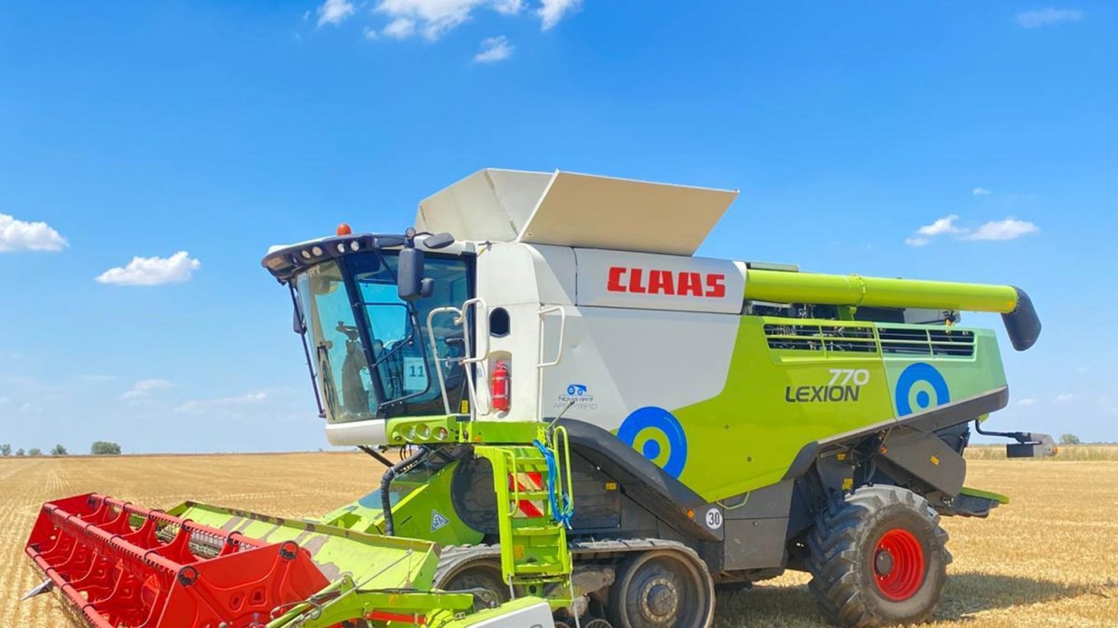 Mähdrescher del tipo CLAAS LEXION 770 TT Incl. CLAAS Vario V900 skærebord. Pæn og velholdt med bredde bælter., Gebrauchtmaschine In Kolding (Immagine 9)