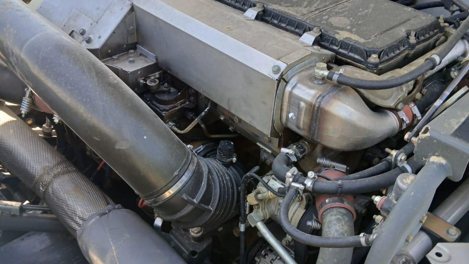 Mähdrescher des Typs CLAAS LEXION 770 TT INCL Skærebord!!! GPS. CEMOS Cruise Pilot. CEMOS Auto Pilot. CEMOS Auto Crop Flow. CEMOS Auto Slope. Compressor etc. Vi kan give 50 timers reklamationsret i DK!!!, Gebrauchtmaschine in Kolding (Bild 15)