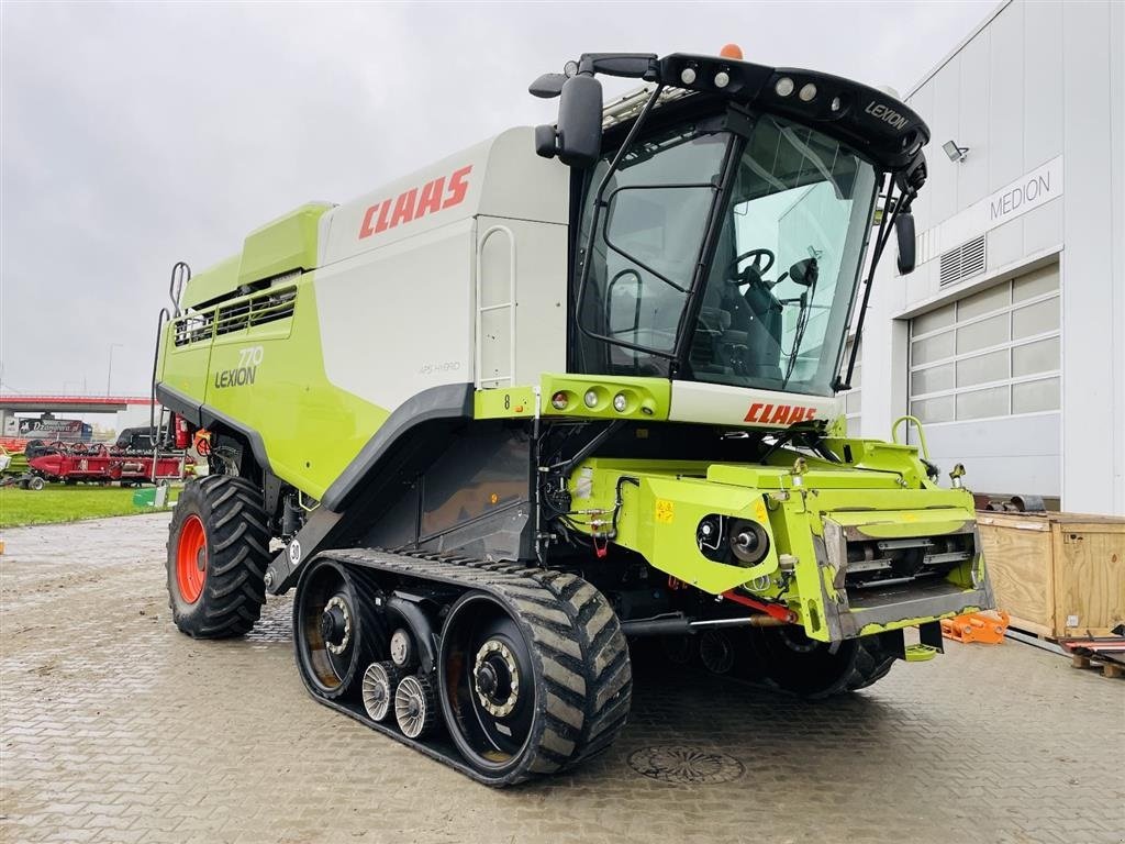 Mähdrescher del tipo CLAAS LEXION 770 TT Incl Skærebord Vario V1200 bord. GPS. Laser Pilot. 3D 4D Auto pilot Telematic CMOTION Udbyttemaaler., Gebrauchtmaschine In Kolding (Immagine 1)