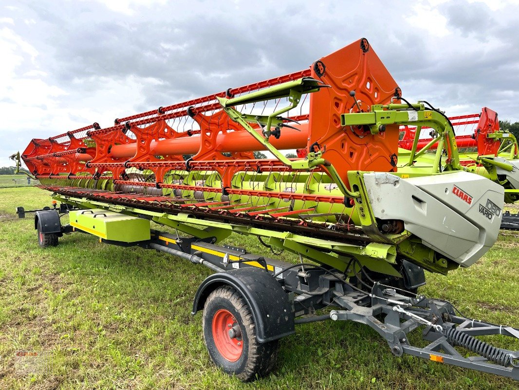 Mähdrescher tip CLAAS LEXION 770 TT TERRA TRAC, VARIO 1080, Quantimeter, Laufbänder NEU !, Gebrauchtmaschine in Neerstedt (Poză 16)