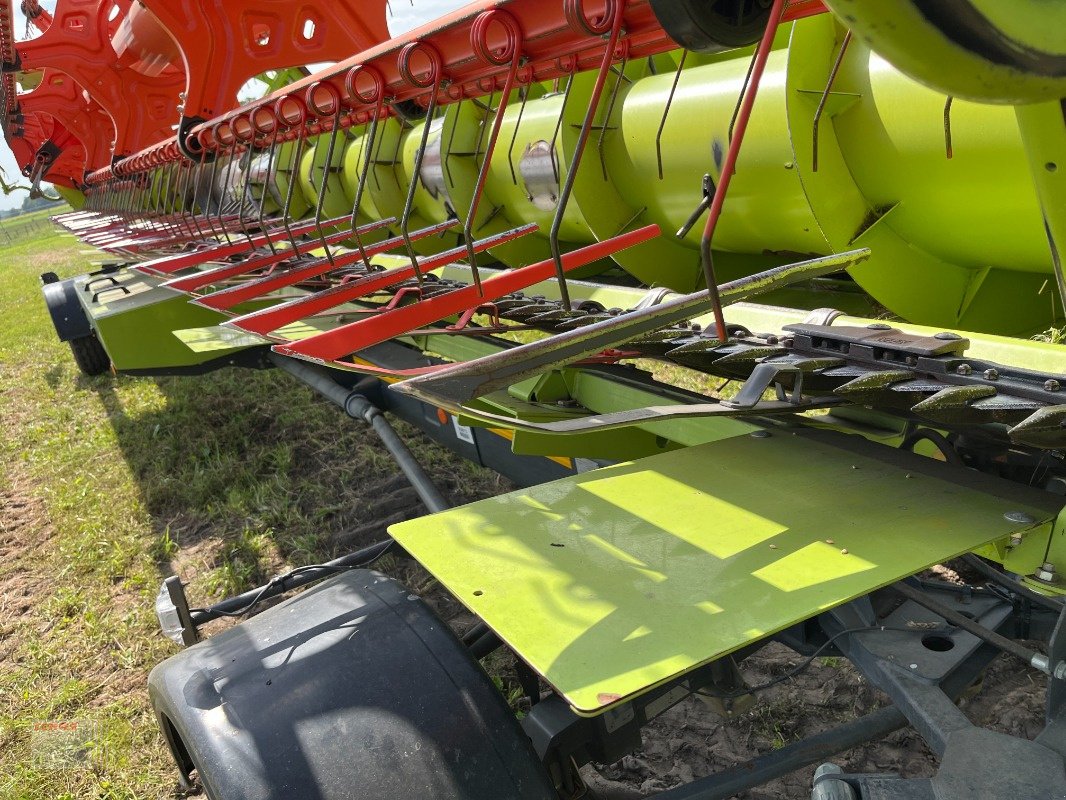 Mähdrescher tip CLAAS LEXION 770 TT TERRA TRAC, VARIO 1080, Quantimeter, Laufbänder NEU !, Gebrauchtmaschine in Neerstedt (Poză 19)