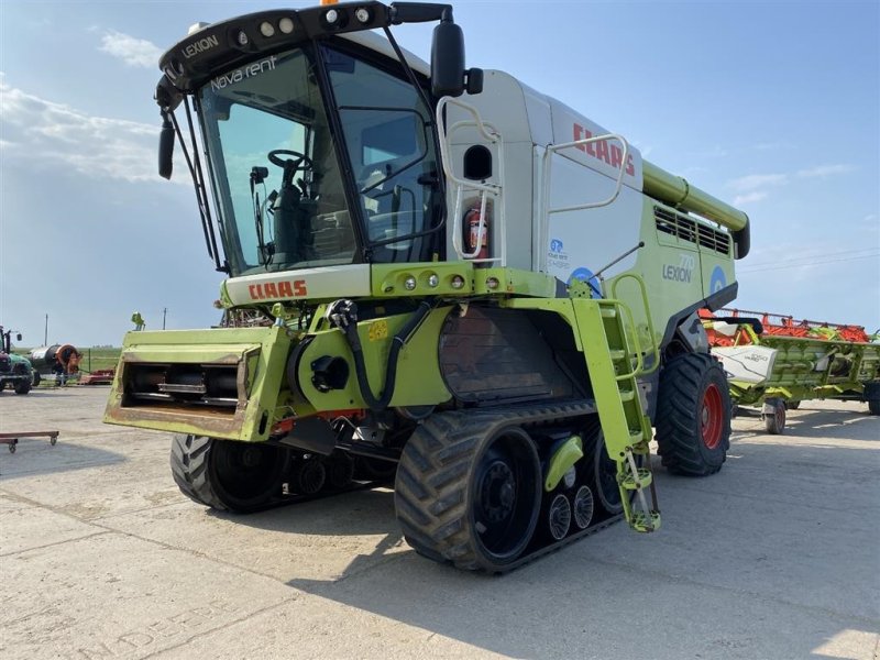 Mähdrescher tip CLAAS LEXION 770 TT VI GIVER 50 TIMERS HØSTGARANTI I DK !!! Incl. Skærebord Vario V1050. Cruise Pilot - Compressor - Telematics., Gebrauchtmaschine in Kolding (Poză 1)