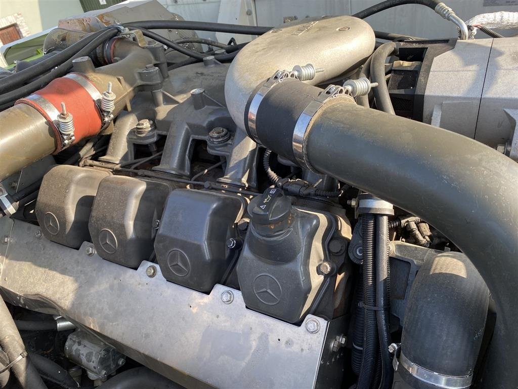 Mähdrescher of the type CLAAS LEXION 770 TT VI GIVER 50 TIMERS HØSTGARANTI I DK !!! Incl. Skærebord Vario V1050. Cruise Pilot - Compressor - Telematics., Gebrauchtmaschine in Kolding (Picture 10)