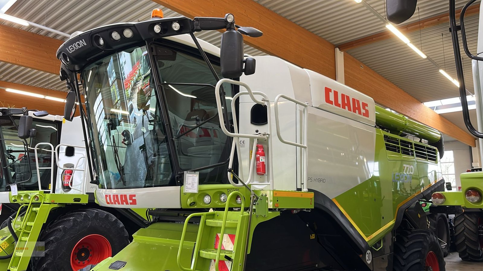 Mähdrescher des Typs CLAAS Lexion 770 TT, Gebrauchtmaschine in Langenau (Bild 12)
