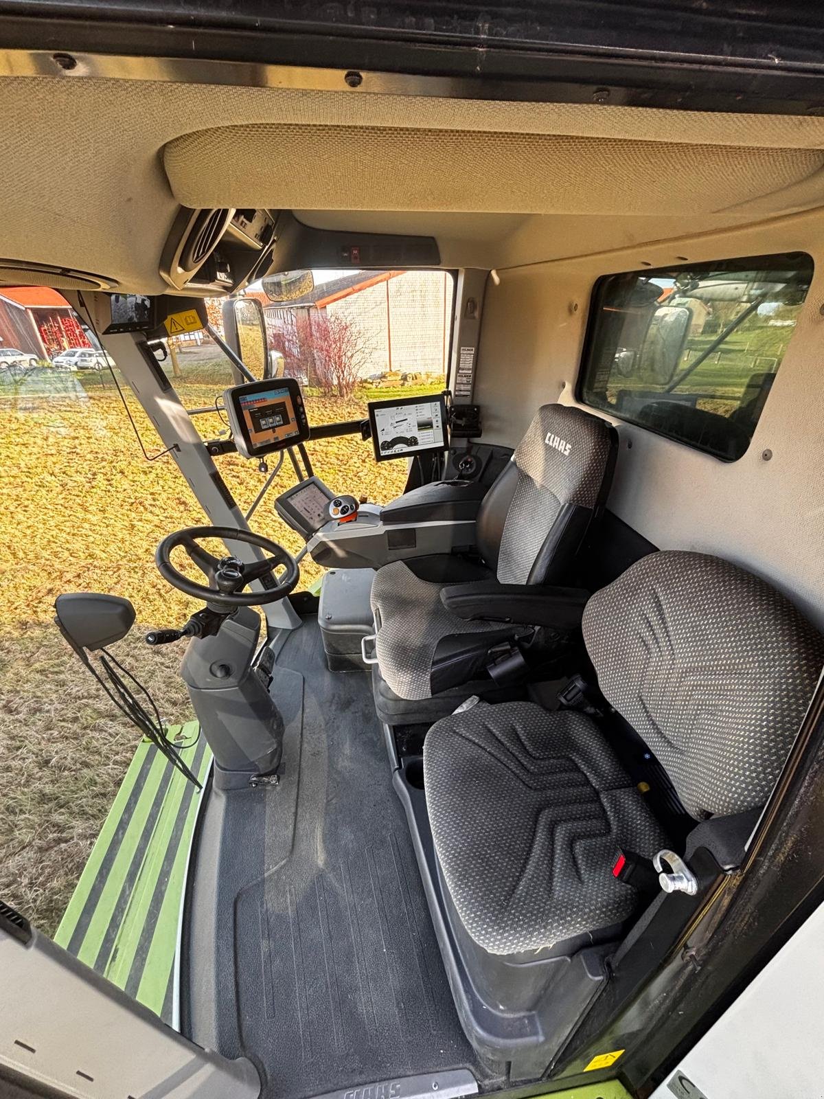 Mähdrescher des Typs CLAAS Lexion 770 TT, Gebrauchtmaschine in Einbeck (Bild 5)