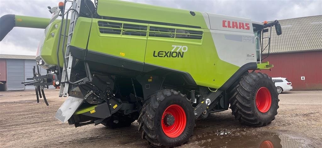 Mähdrescher del tipo CLAAS LEXION 770, Gebrauchtmaschine en Vinderup (Imagen 8)