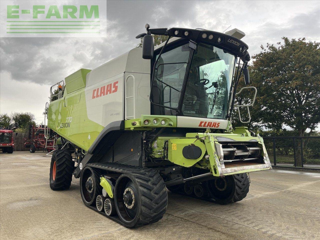Mähdrescher of the type CLAAS LEXION 770, Gebrauchtmaschine in SUFFOLK (Picture 3)
