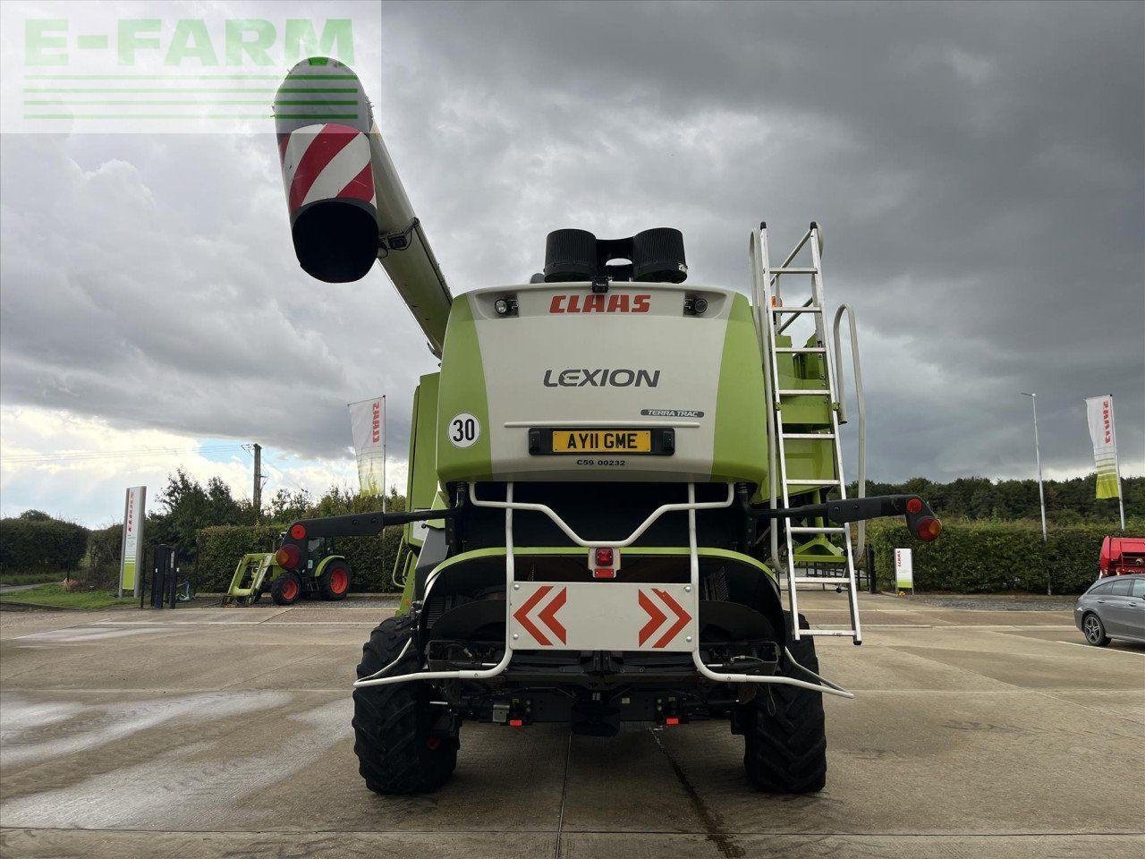 Mähdrescher of the type CLAAS LEXION 770, Gebrauchtmaschine in SUFFOLK (Picture 7)