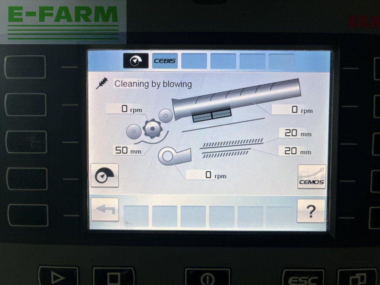 Mähdrescher of the type CLAAS LEXION 770, Gebrauchtmaschine in SUFFOLK (Picture 19)