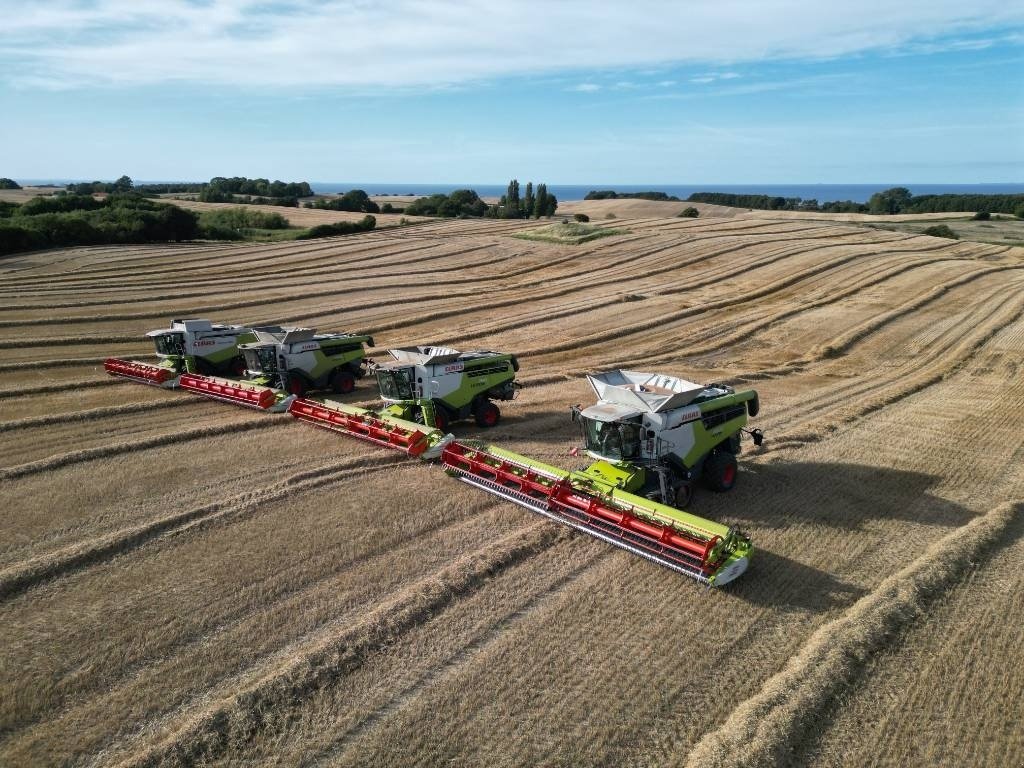 Mähdrescher za tip CLAAS Lexion 7700 - 4 WD, Gebrauchtmaschine u Mern (Slika 1)
